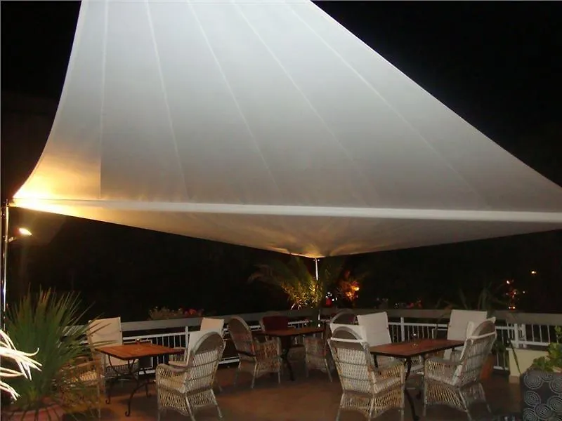 Hotel Poreč 3*,  Croacia